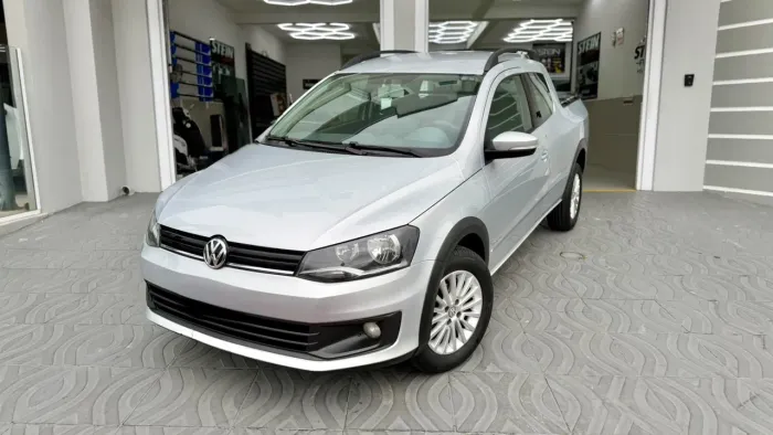 Volkswagen Saveiro Highline 1.6 T. Flex 8V CD 2016