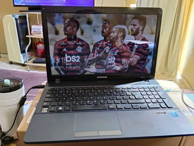 Vendo notebook Samsung APENAS VENDA 