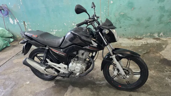 VENDO CG FAN 160 ANO 2015/2016