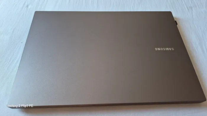 Vende-se Notebook Samsung BooK