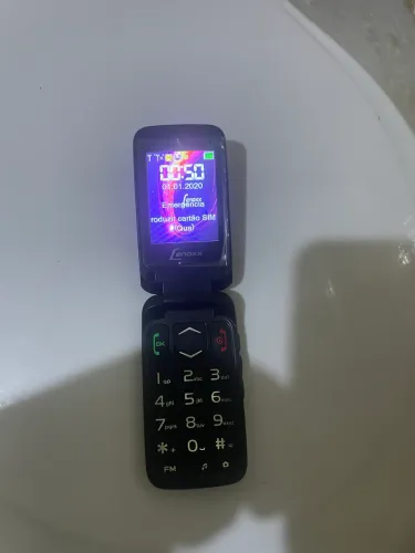 Celular para idoso lenoxx