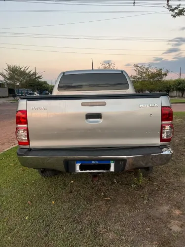 Toyota Hilux CD D4-d 4X4 3.0 TDI Dies. Mec. 2015