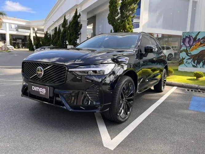 Volvo XC-60 T-8 Ultra Dark 2.0 AWD (híbrido) 2026