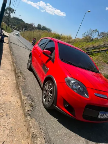 Fiat Palio Sporting 1.6 Flex 16V 5P 2013