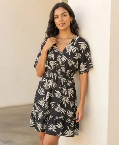 Vestido Preto C/detalhes Bege. Elástico Na Cintura. Tam 44 (Usado)