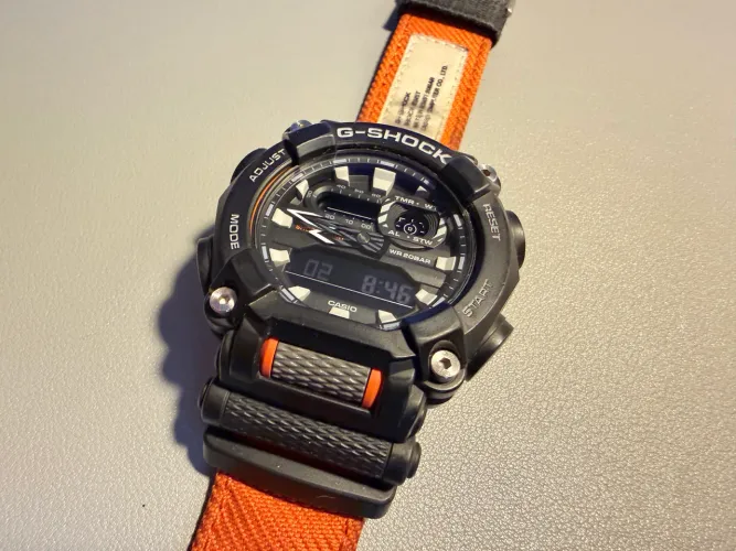 Casio G-Shock GA-900C-1A4DR