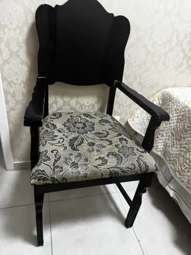 Cadeira antiguidade +100 anos