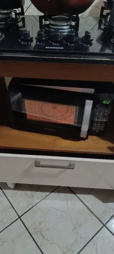 SOMENTE VENDA. VENDO MICROONDAS MONDIAL 21 LITROS