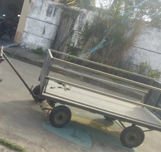 Vende-Se Carrinho. 