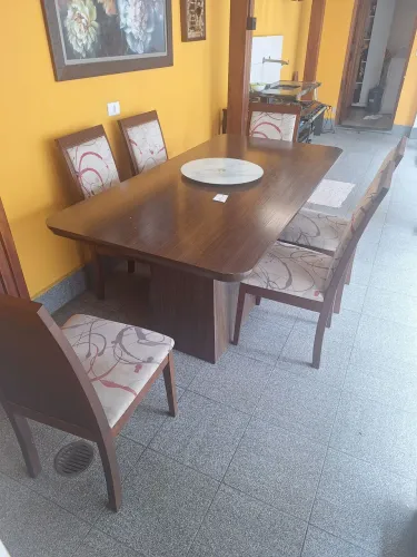 Mesa com cadeiras