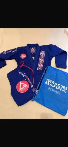 Kimono gracie Barra sakura azul F3 e F4 
