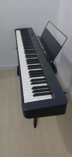 Piano Digital Stage Casio Cdp-s160 com Pedal de Sustain + Pedestal Compact C/ Bag Stay