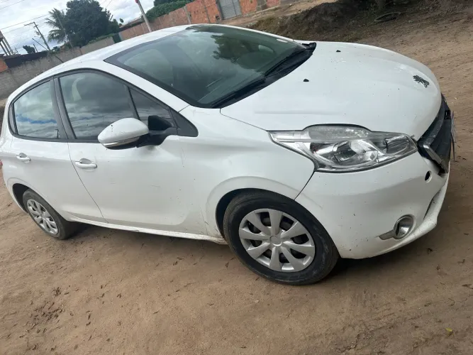 Peugeot 208 Active/active Pack 1.5 Flex 8V 5P 2014