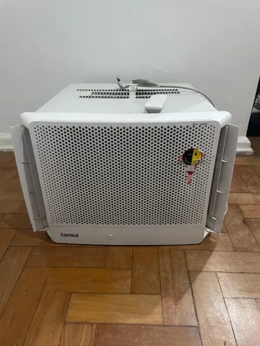 Ar-condicionado de janela eletrônico Consul 7500 Btus 127V