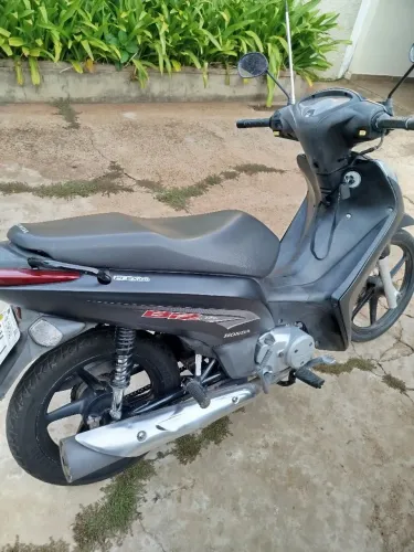 Honda biz 125 EX