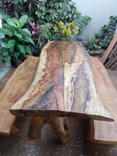 Mesa Rústica
