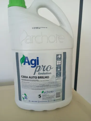 Galao de cera incolor valor 40,00 2 und pôr 70,00, meu ZAP *
