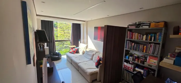 Apartamento à venda no bairro Vila Paris