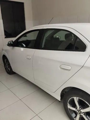 Chevrolet Onix Hatch LTZ 1.4 8V Flex Aut. 4P 2018