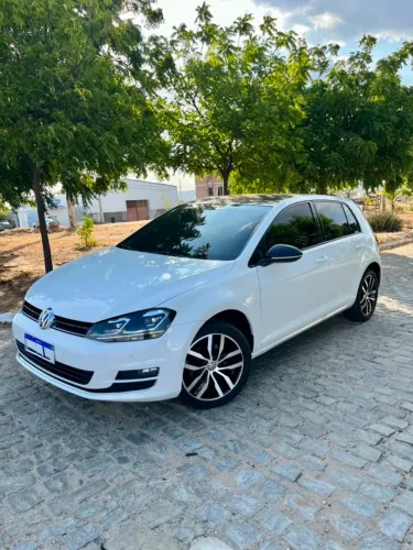 Volkswagen Golf Highline 1.4 TSI 140cv Mec. 2015
