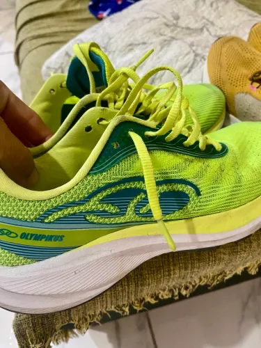 Tênis para corrida e musculação