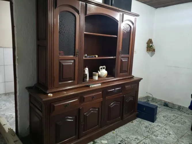 Cristaleira antiga