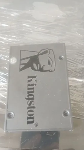 VENDO ESTE SSD DA KINGSTON DE 240 GIGAS SÓ 230,00 CHAMA NO ZAP *61