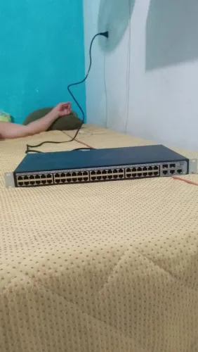 Switch 3COM 48 portas Semi nova