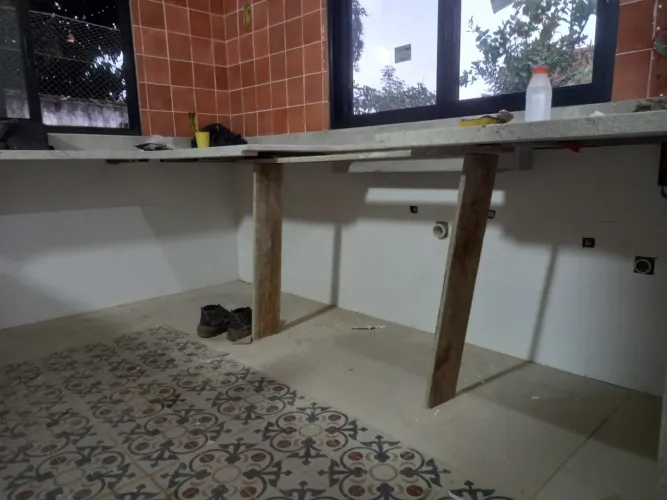 Ajudante de obras 