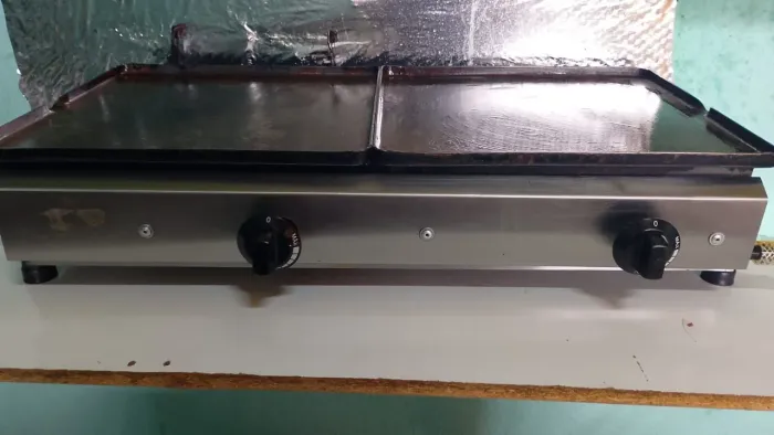 Vendo chapa e fritadeira elétrica 600,00