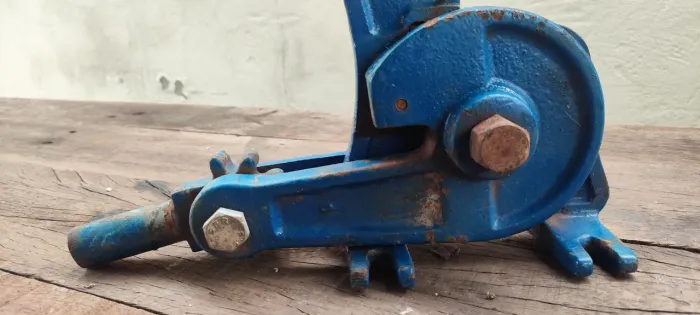 Cortador de ferro 12"