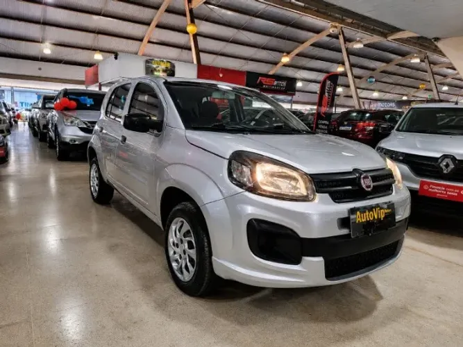 Fiat Uno Attractive 1.0 EVO Fire Flex 8V 5P 2021