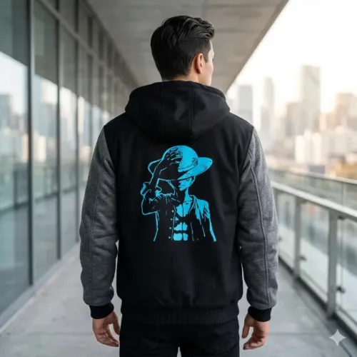 Casaco Masculino com Capuz e estampa do Luffy (One Piece) Tamanho G (Usado Poucas Vezes)