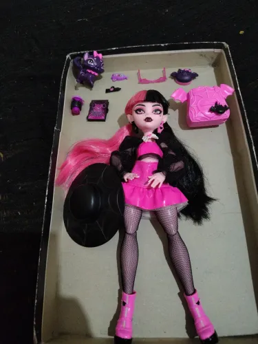 Monster high draculaura G3