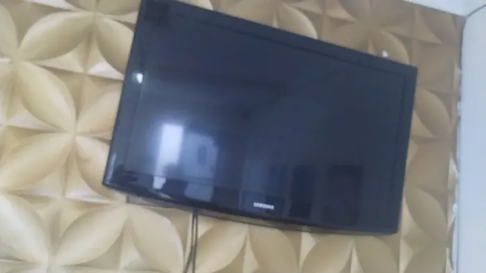 Vendo tv de 42 polegadas