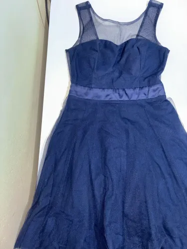 Vestido Festa Curto Azul Marinho Com Tule E Detalhe Cetim