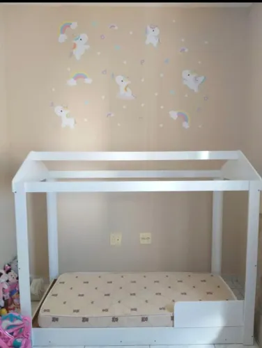 Vendo cama infantil com colchão