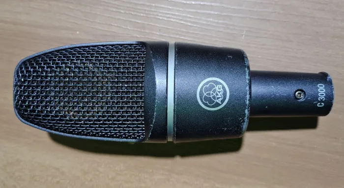 Microfone condensador AKG C3000