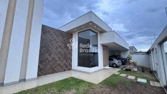 Condomínio Recanto Nobre - Casa térrea à venda com 3 suítes, escritório - Jardim Botânico