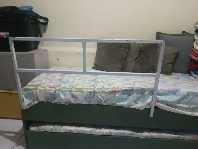 Proteção anti queda para cama 