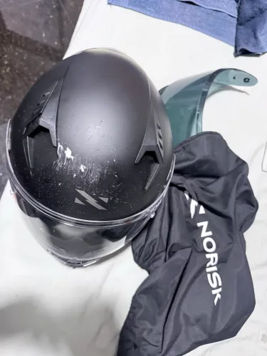 Capacete norisk Flow Monocolor preto