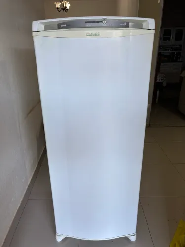 GELADEIRA CONSUL FROST FREE 300 LITROS