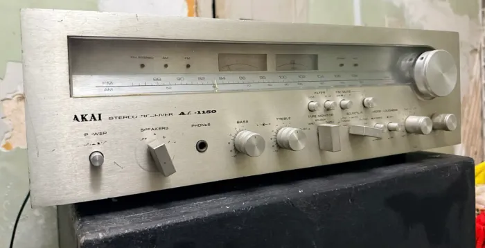 Receiver AKAI AA 1150