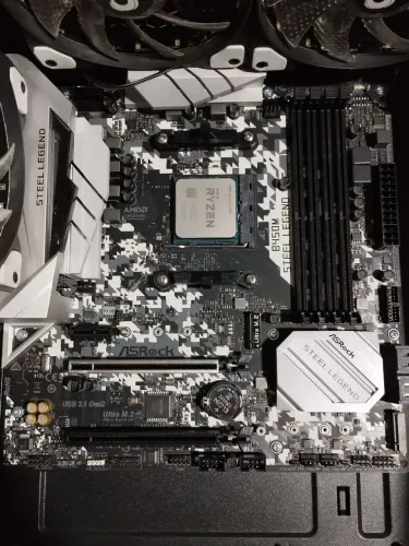 VENDO OU TROCO - Kit Upgrade AMD Ryzen 5 5600 + ASRock B450M Steel Legend
