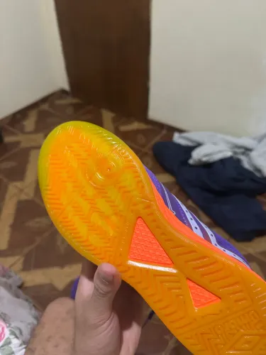Chuteira futsal 