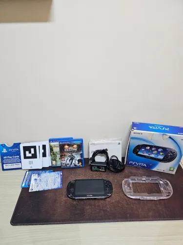 PlayStation Vita OLED 64gb Wi-fi versão FAT, perfeito estado de funcionamento+ acessórios