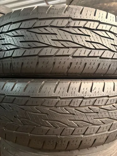 Pneu 215/60/17 Continental