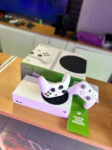 Xbox Series S c/ Garantia e 02 controles