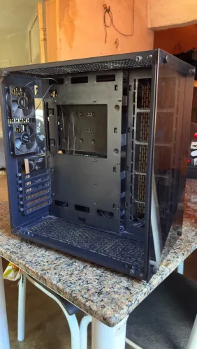 Gabinete WideLoad ATX