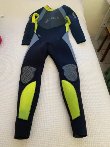 Roupa para mergulho